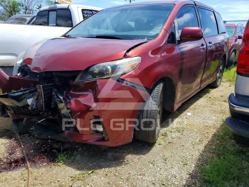 2019 Toyota SIENNA фото