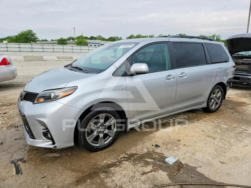 2019 Toyota SIENNA фото