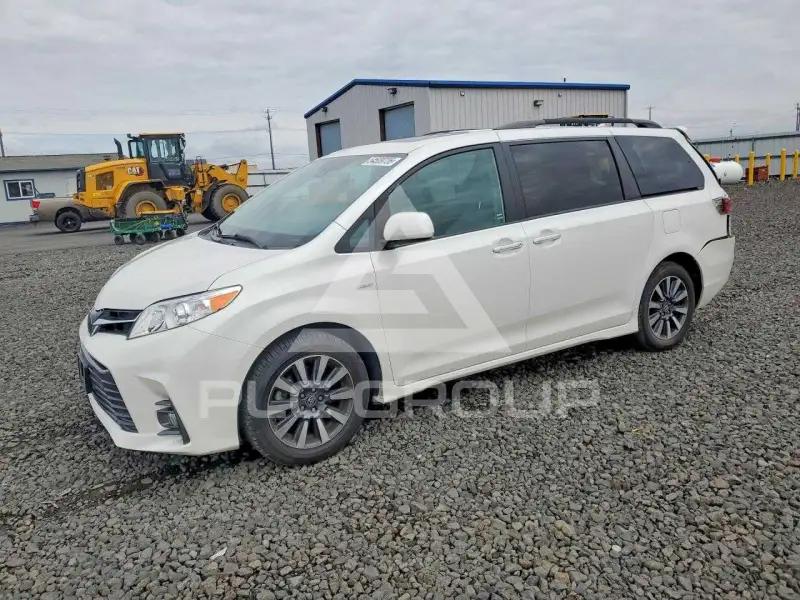 2019 Toyota SIENNA фото