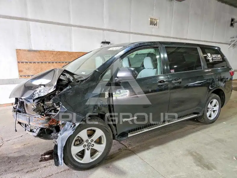2019 Toyota  фото