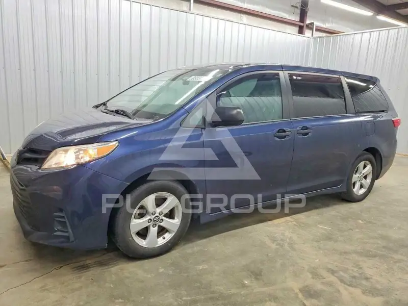 2019 Toyota SIENNA photo