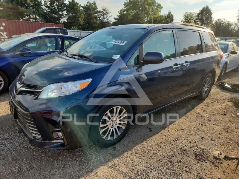 2019 Toyota SIENNA фото