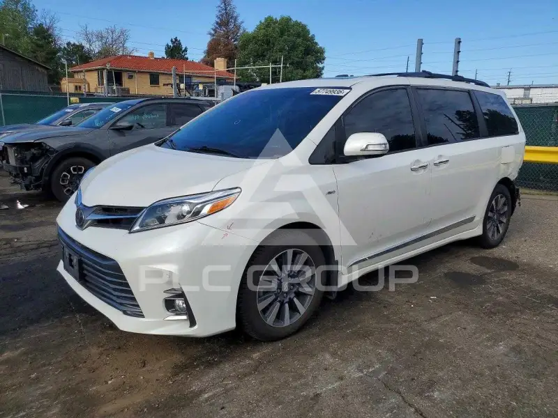 2019 Toyota SIENNA фото