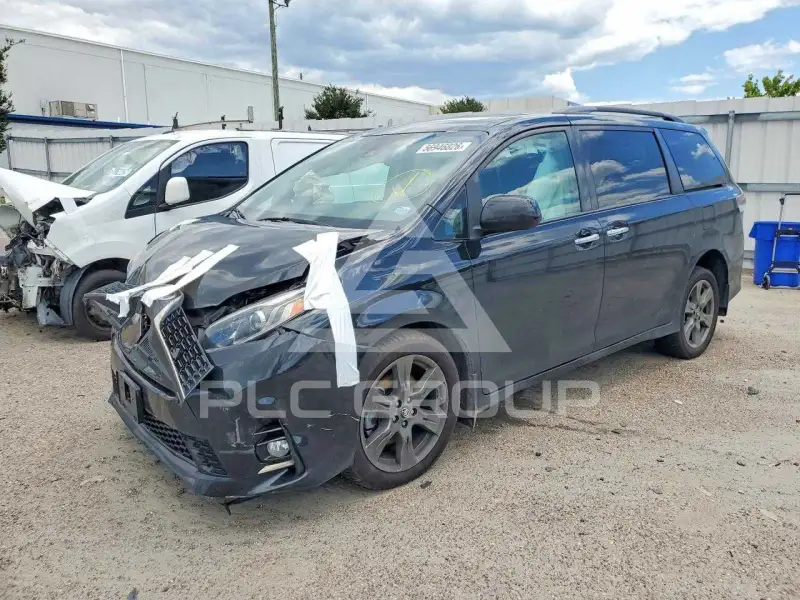 2019 Toyota SIENNA фото
