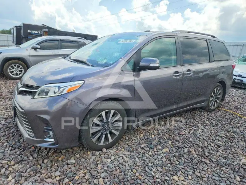 2019 Toyota SIENNA фото