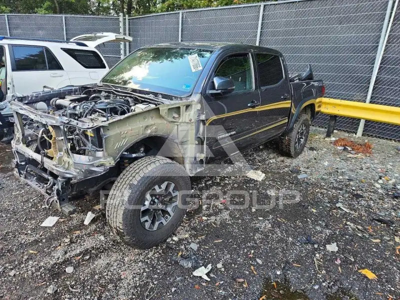 2019 Toyota TACOMA фото