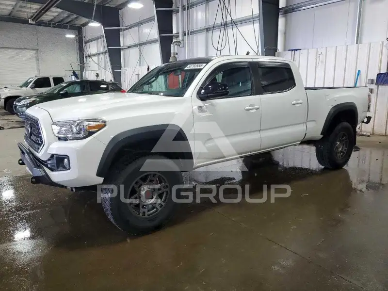 2019 Toyota TACOMA фото