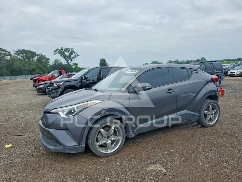 2019 Toyota C-HR фото