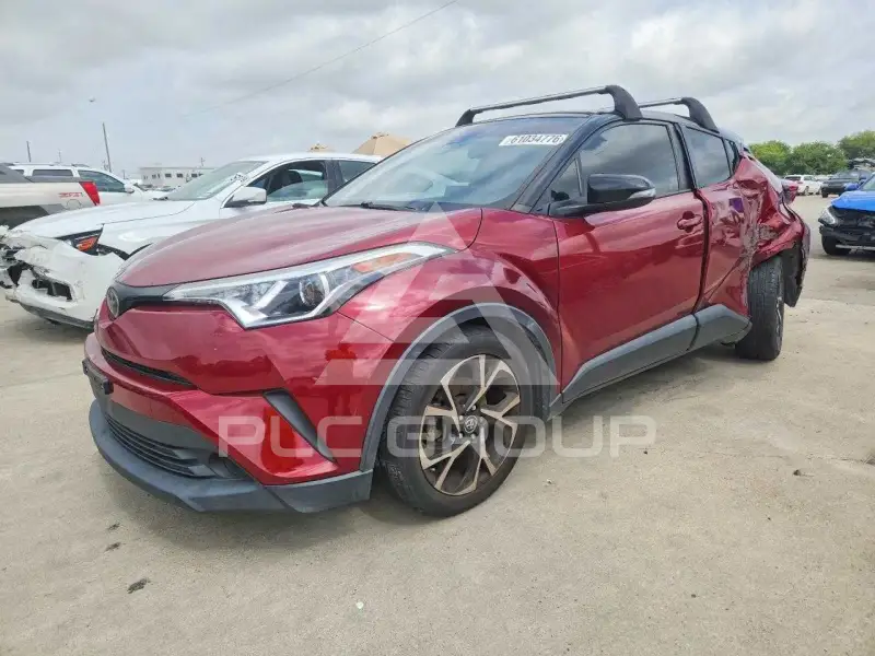 2019 Toyota C-HR photo