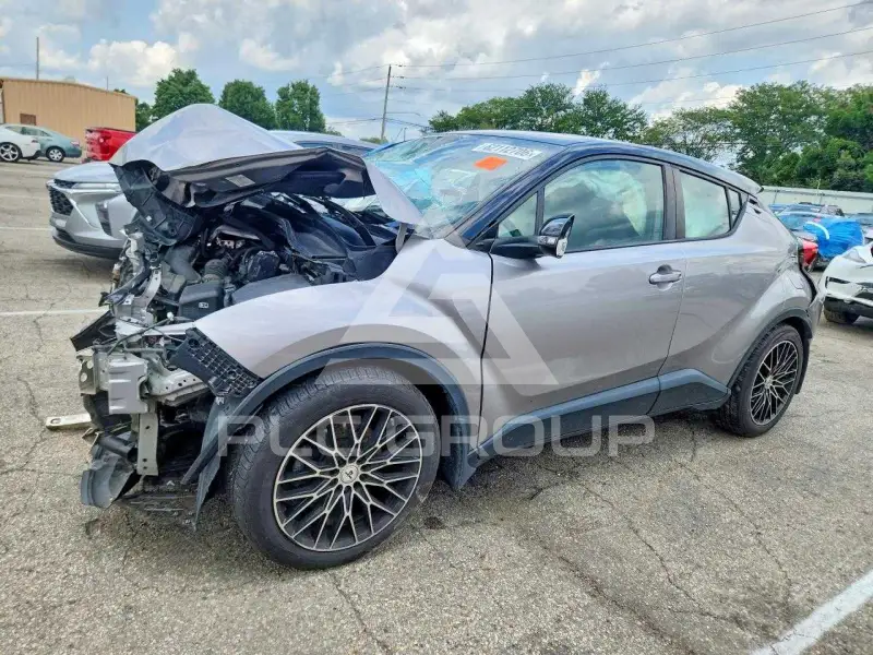 2019 Toyota C-HR фото
