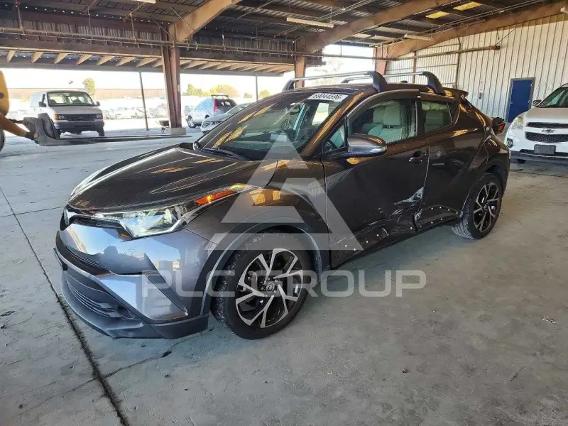 2019 Toyota C-HR photo