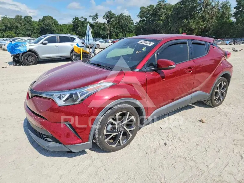 2019 Toyota C-HR photo