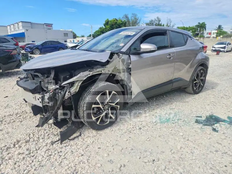 2019 Toyota C-HR фото