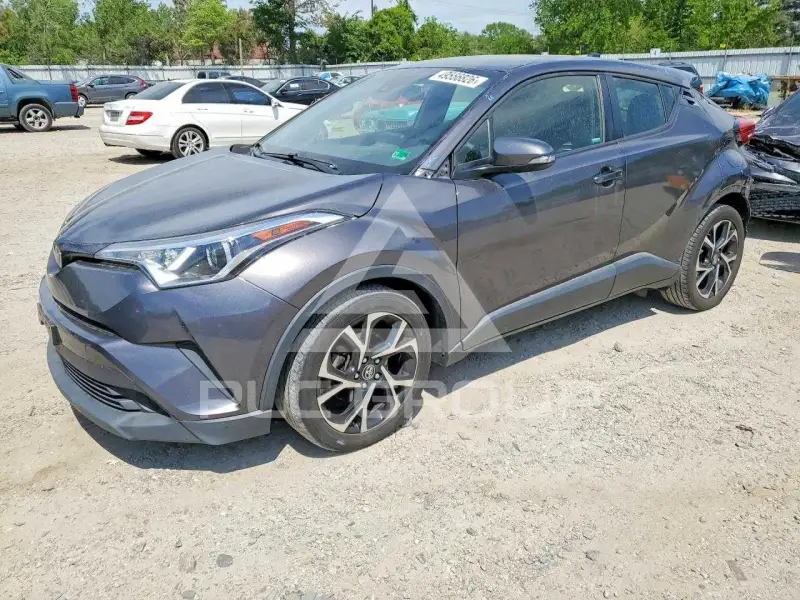 2019 Toyota C-HR photo