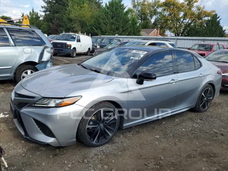 2019 Toyota CAMRY photo
