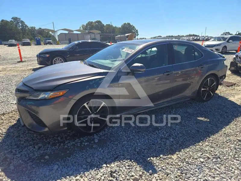 2019 Toyota CAMRY фото
