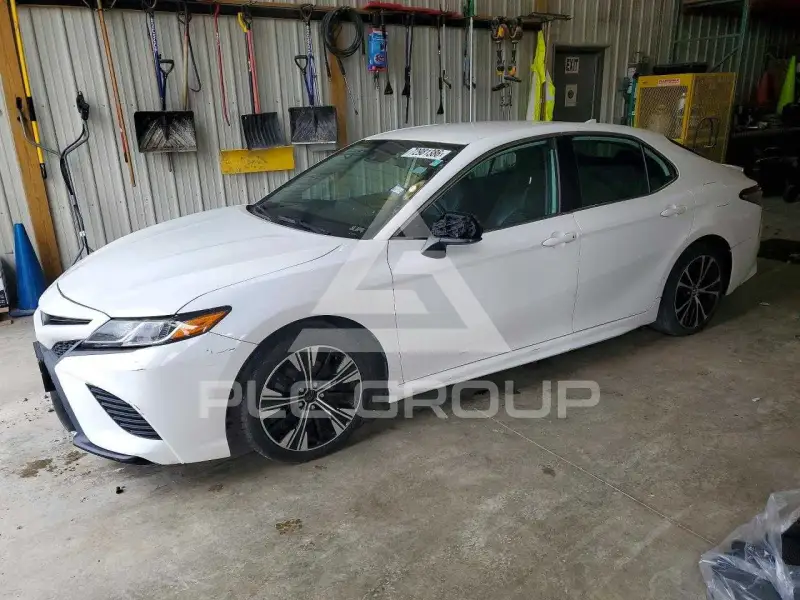 2019 Toyota CAMRY фото