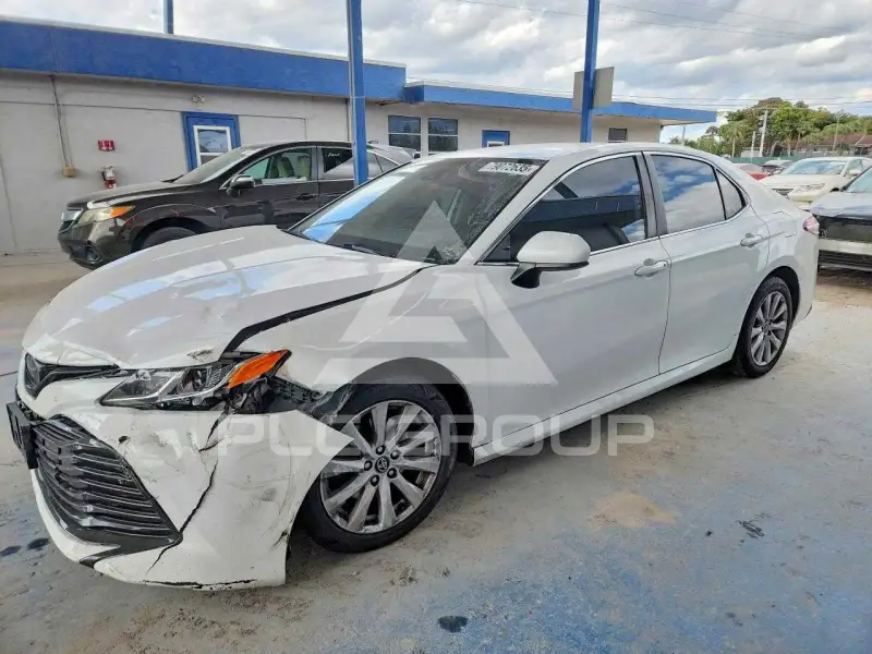 2019 Toyota CAMRY фото