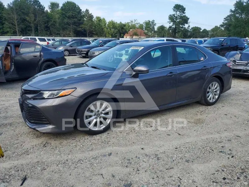 2019 Toyota CAMRY photo