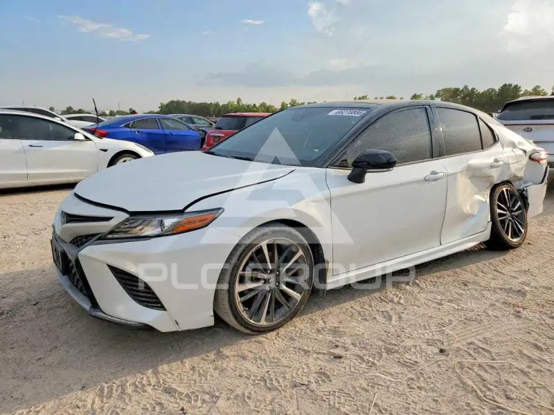 2019 Toyota CAMRY фото