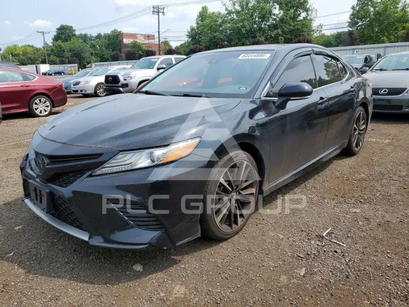 2019 Toyota CAMRY фото