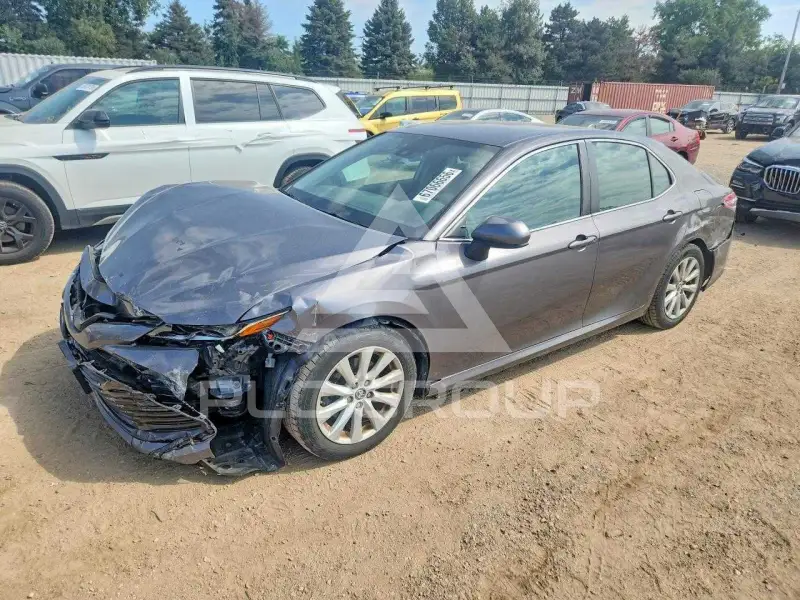 2019 Toyota CAMRY фото