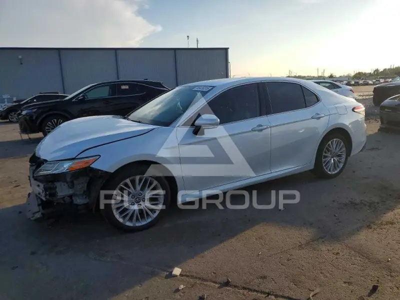 2019 Toyota CAMRY фото