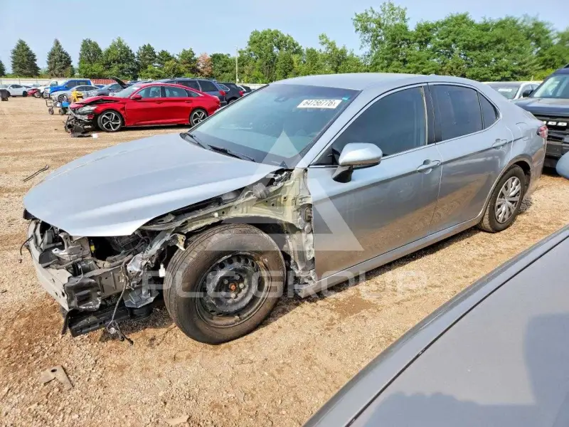 2019 Toyota CAMRY фото