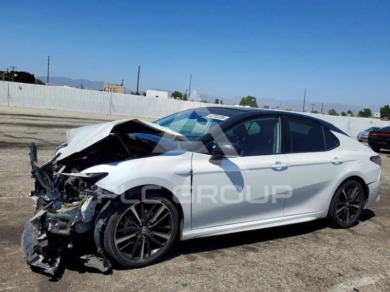 2019 Toyota CAMRY фото