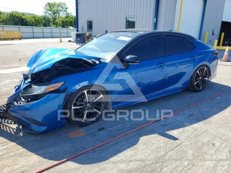 2019 Toyota CAMRY фото