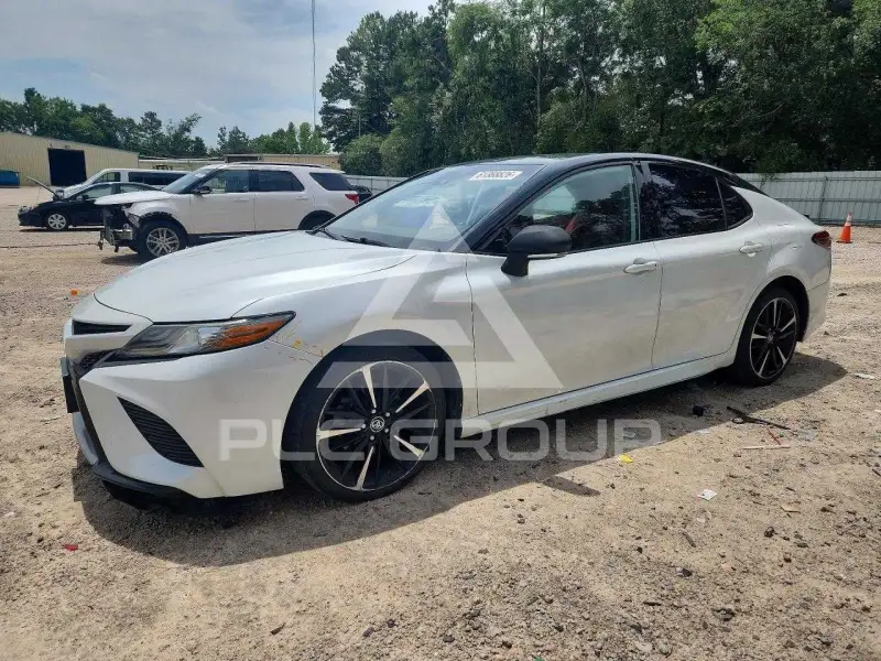 2019 Toyota CAMRY фото