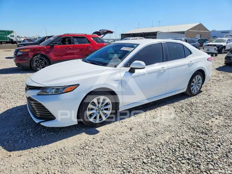 2019 Toyota CAMRY фото