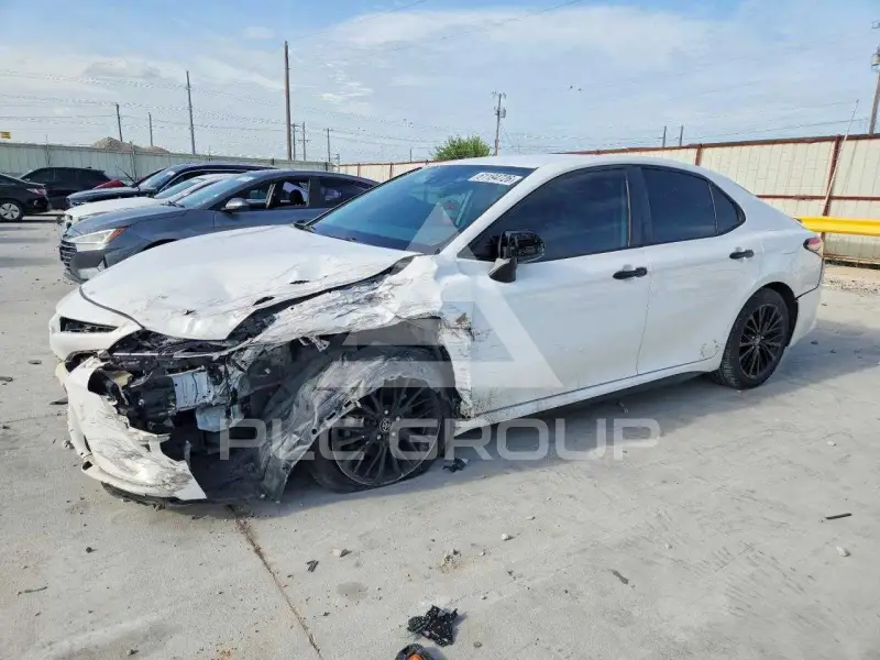 2019 Toyota CAMRY photo