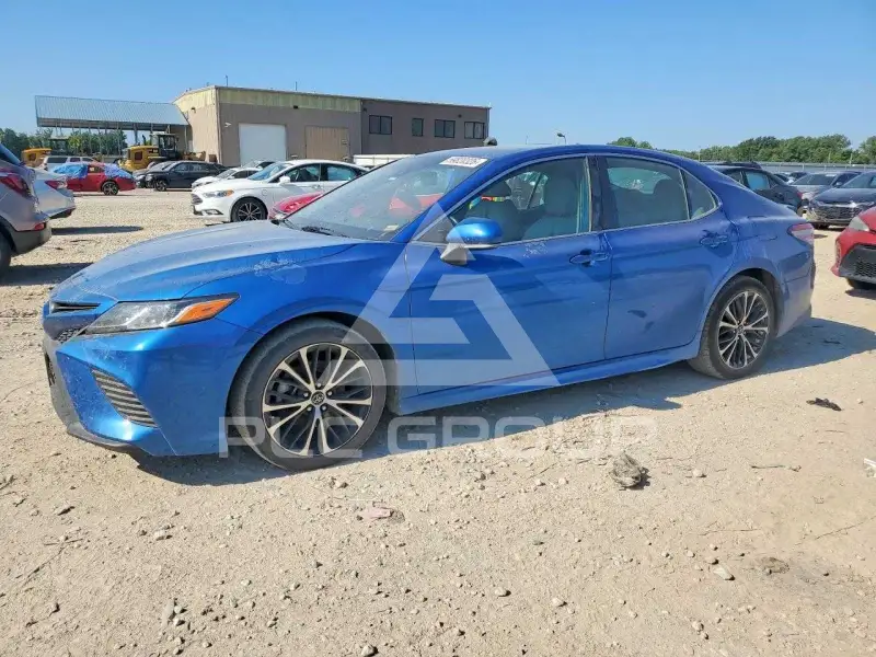 2019 Toyota CAMRY фото