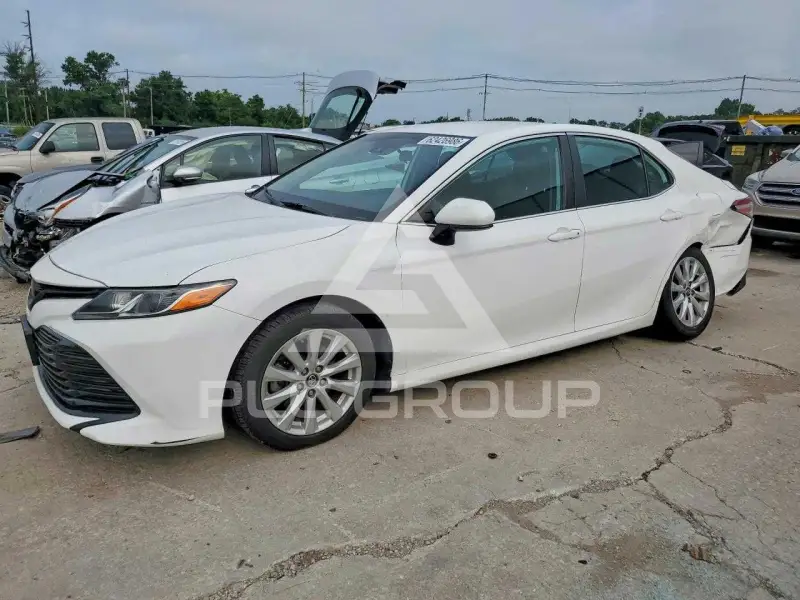 2019 Toyota CAMRY фото