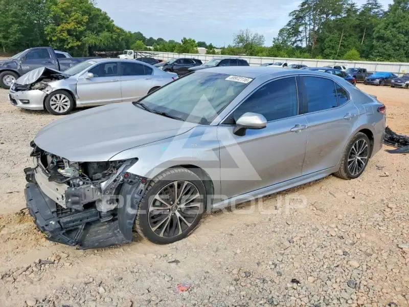 2019 Toyota CAMRY фото