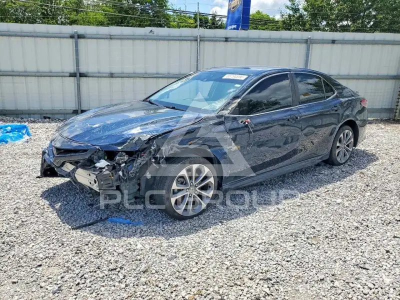 2019 Toyota CAMRY фото