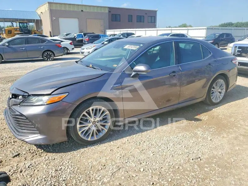 2019 Toyota CAMRY фото