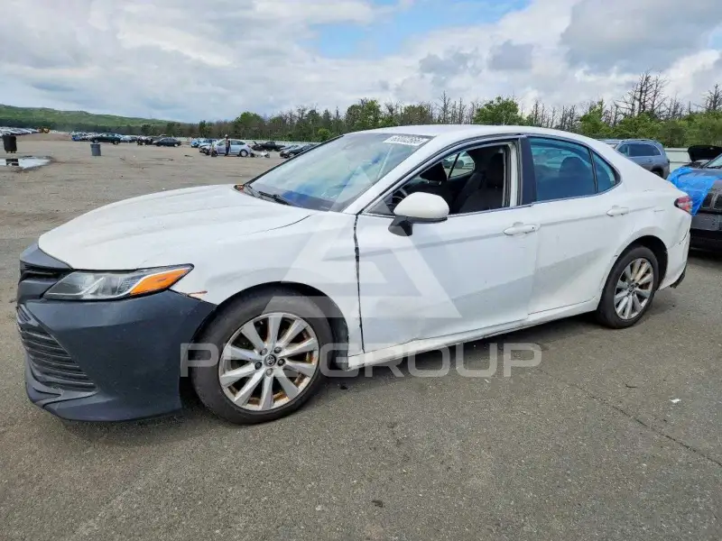 2019 Toyota CAMRY фото