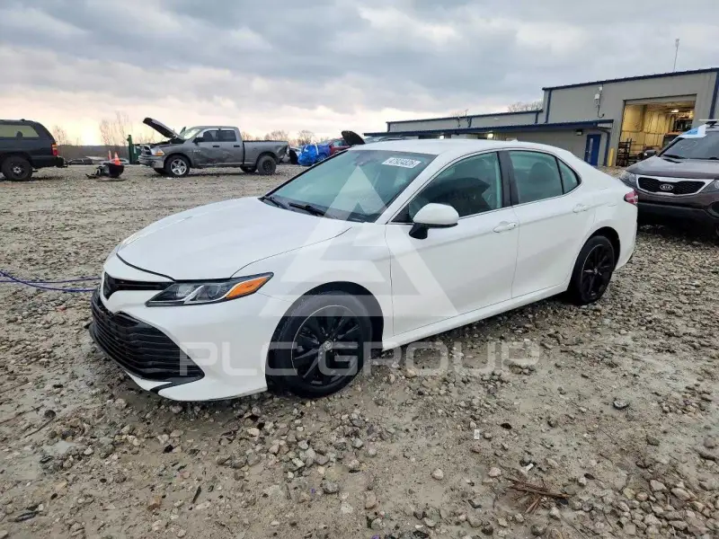 2019 Toyota CAMRY фото