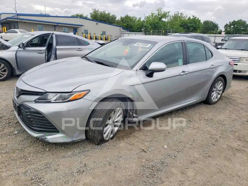2019 Toyota CAMRY photo