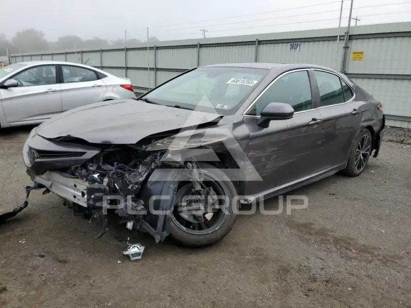 2019 Toyota CAMRY фото
