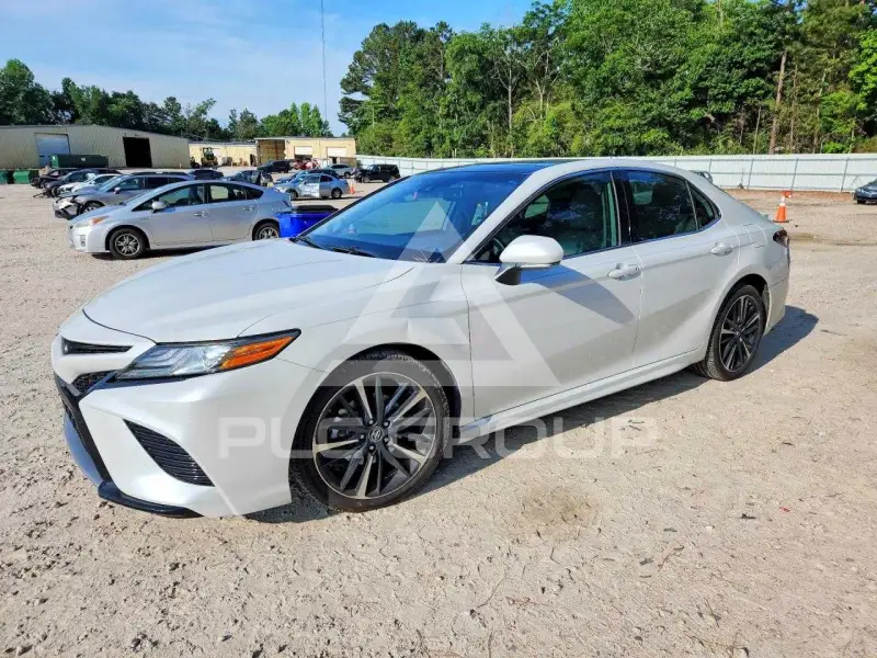 2019 Toyota CAMRY фото