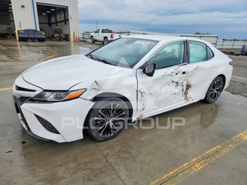 2019 Toyota CAMRY фото