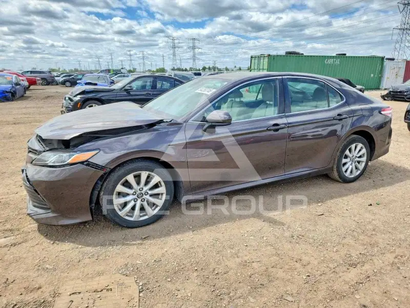 2019 Toyota CAMRY фото