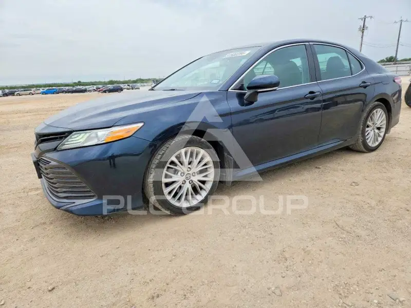 2019 Toyota CAMRY photo