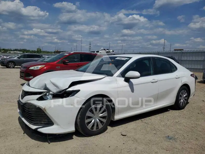 2019 Toyota CAMRY фото