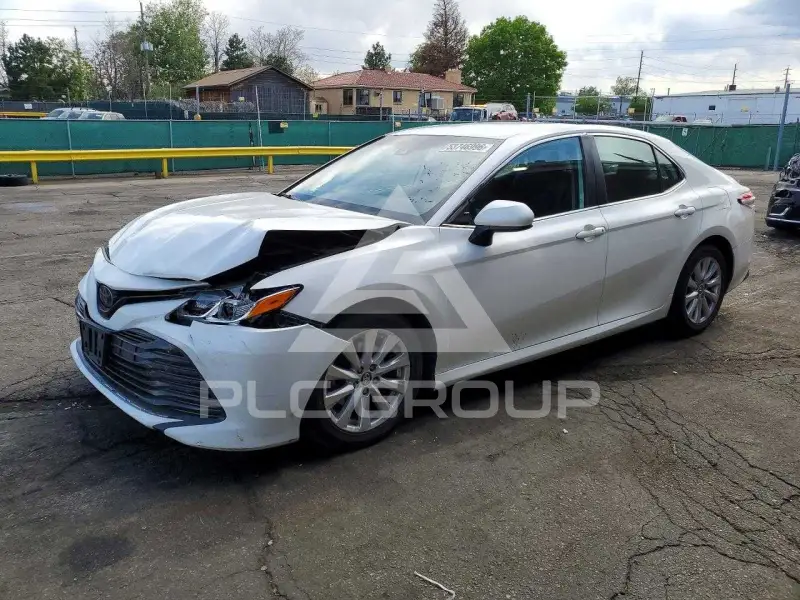 2019 Toyota CAMRY фото