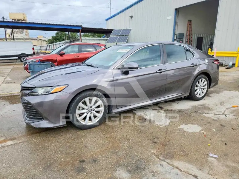 2019 Toyota CAMRY фото