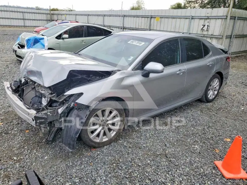 2019 Toyota CAMRY фото